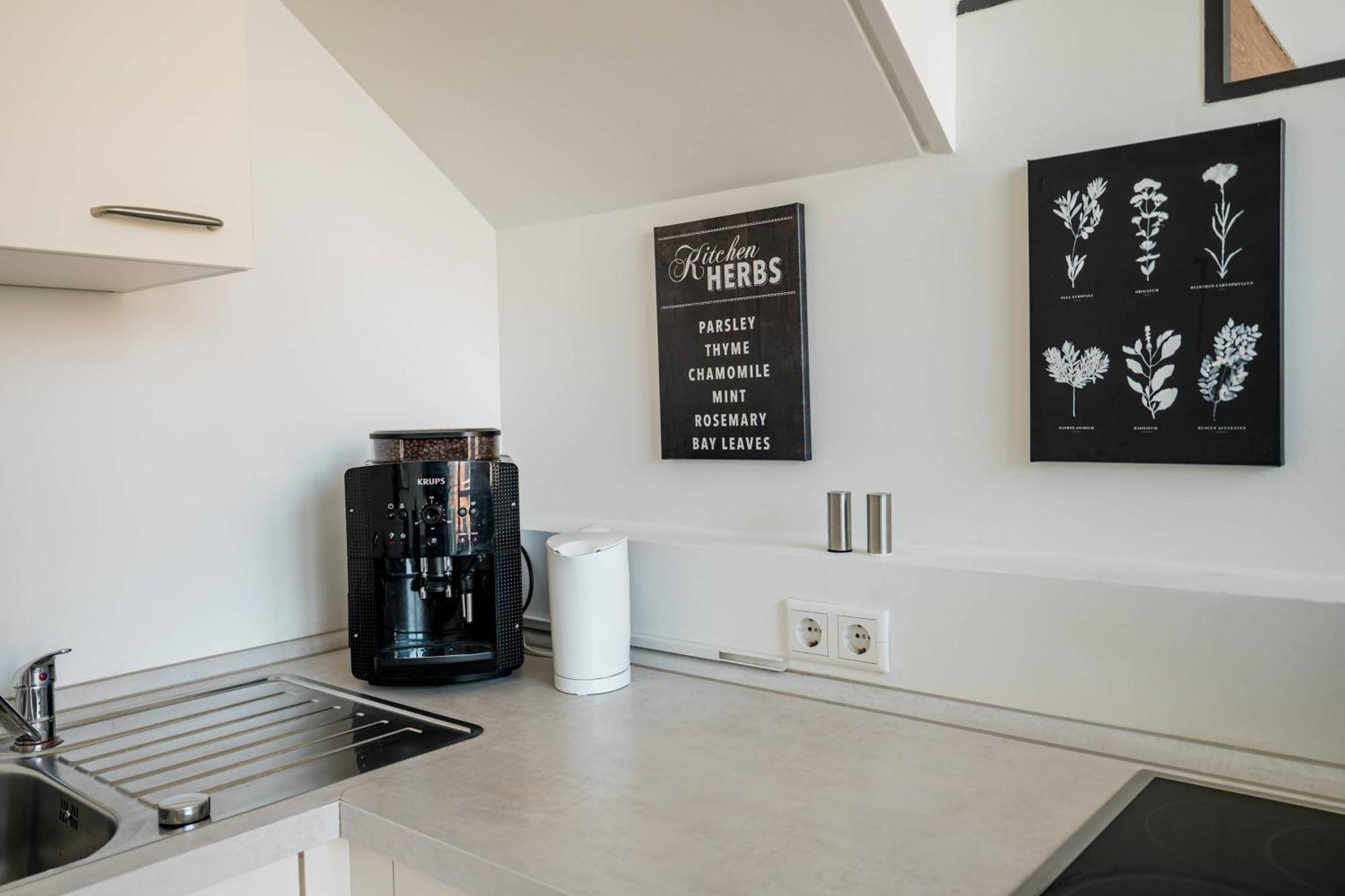 Fantastic Loft With Balcony Apartment Berlin Bagian luar foto