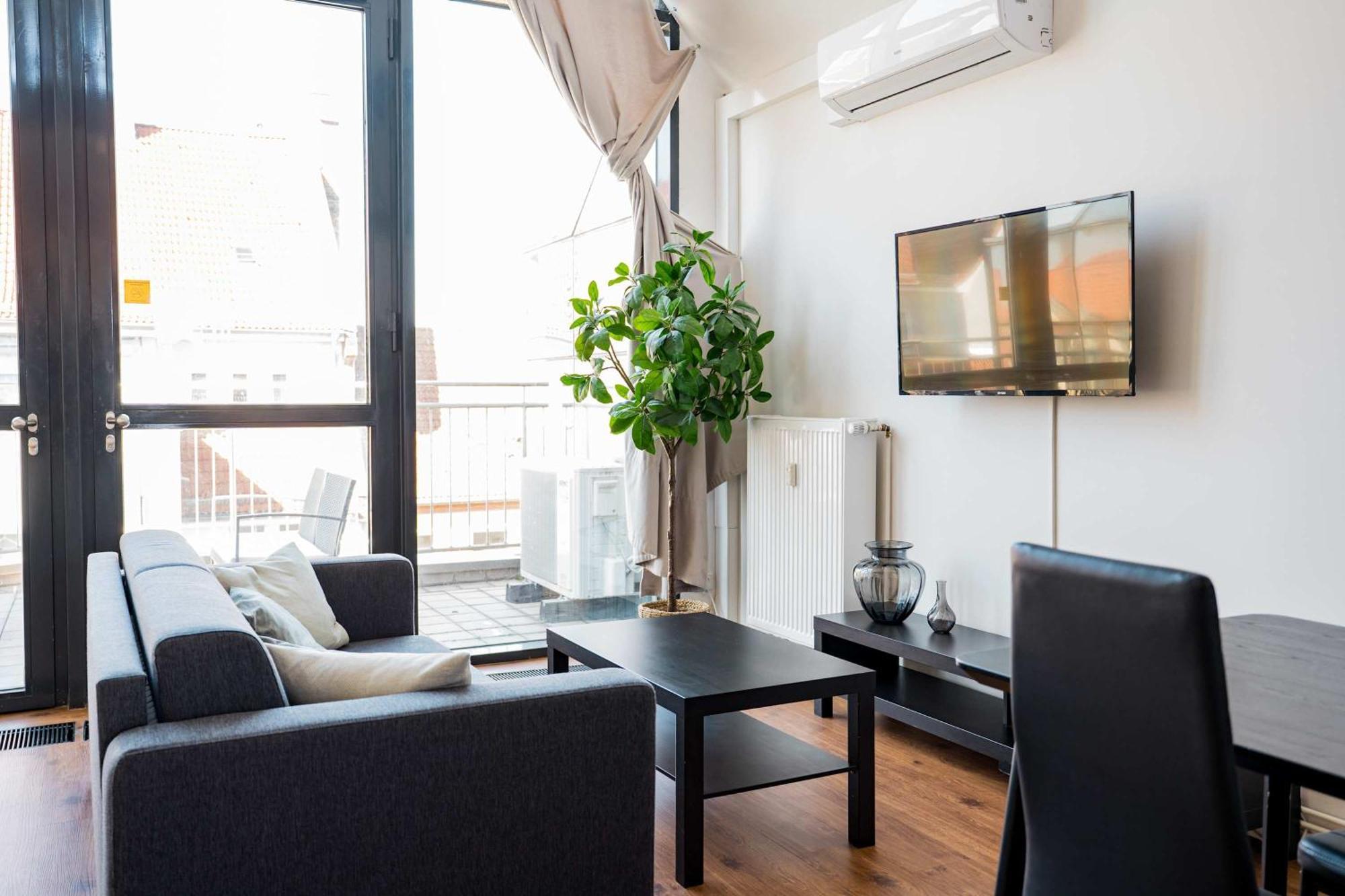 Fantastic Loft With Balcony Apartment Berlin Bagian luar foto